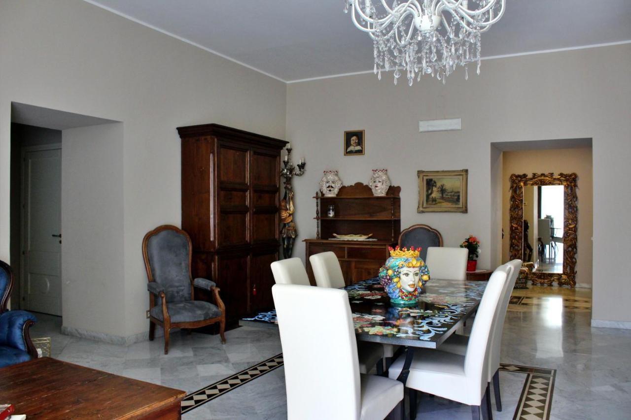 Barocco B&B Катания Экстерьер фото